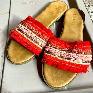 Bamboo Fashion Nova flat sandals